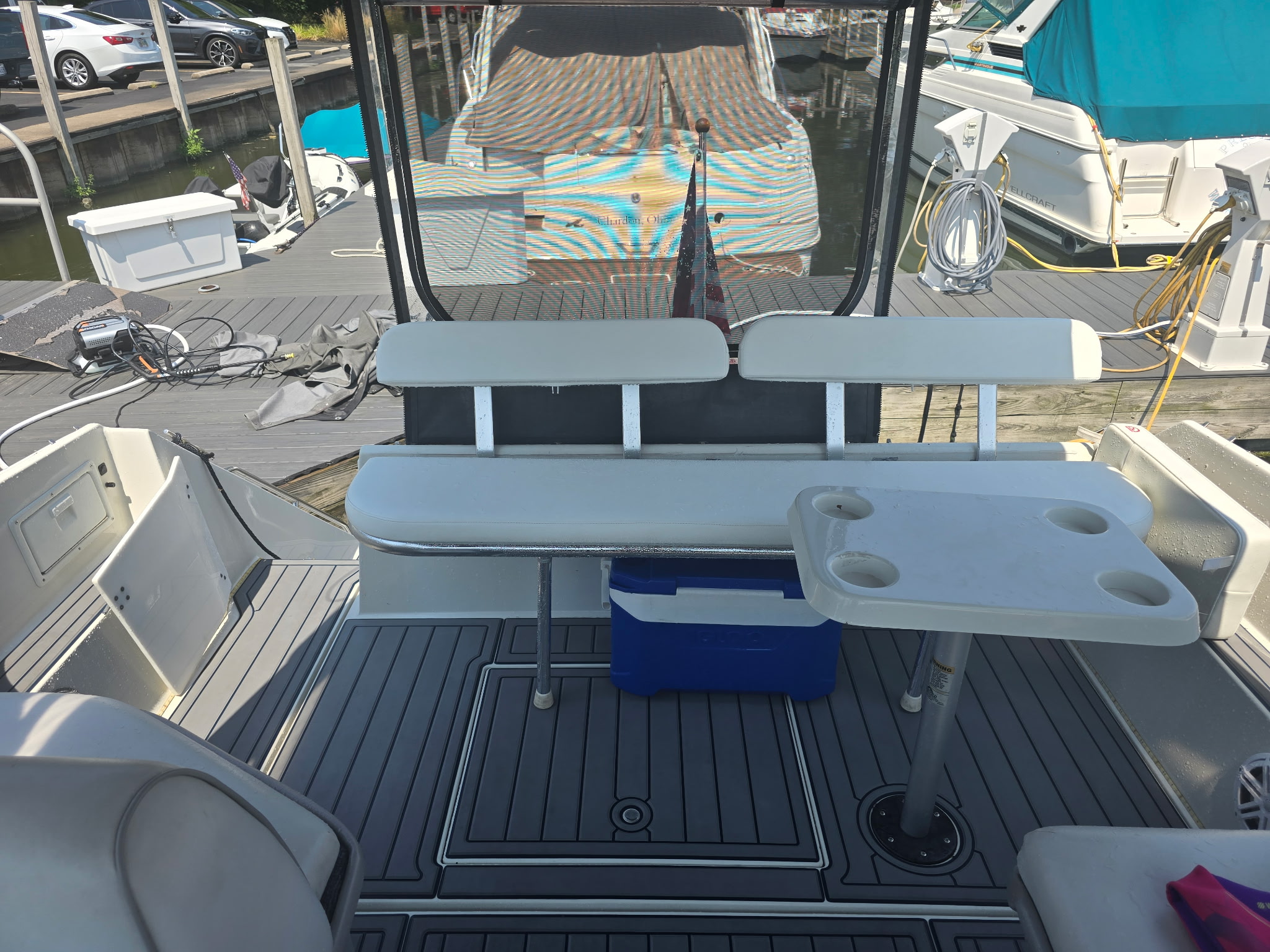 Boat image 3 - 1990 Regal Commodore 320