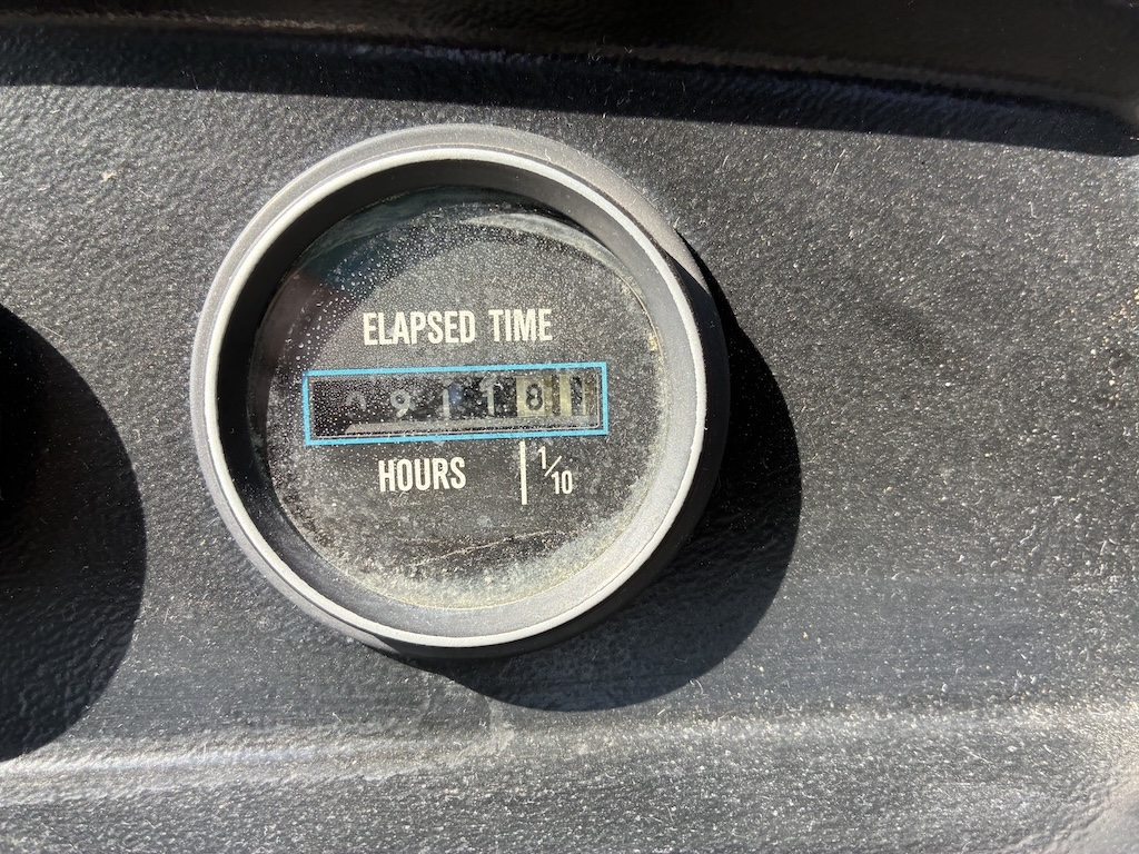 Boat image 5 - 1987 Carver 32 Mariner