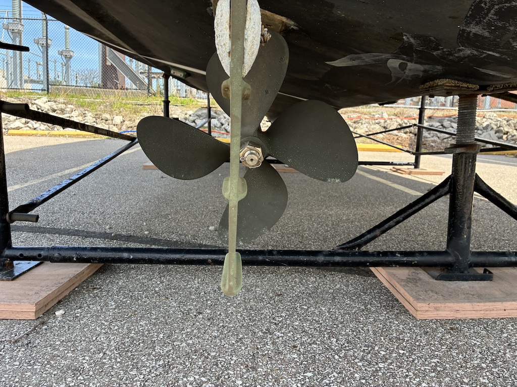 Boat image 15 - 1989 Tiara 3300 Sport Flybridge