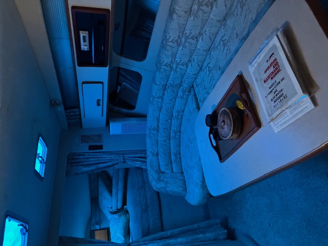 Boat image 3 - 1990 Sea Ray 350 Express Cruiser