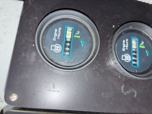 Boat image 10 - 1990 Sea Ray 350 Express Cruiser