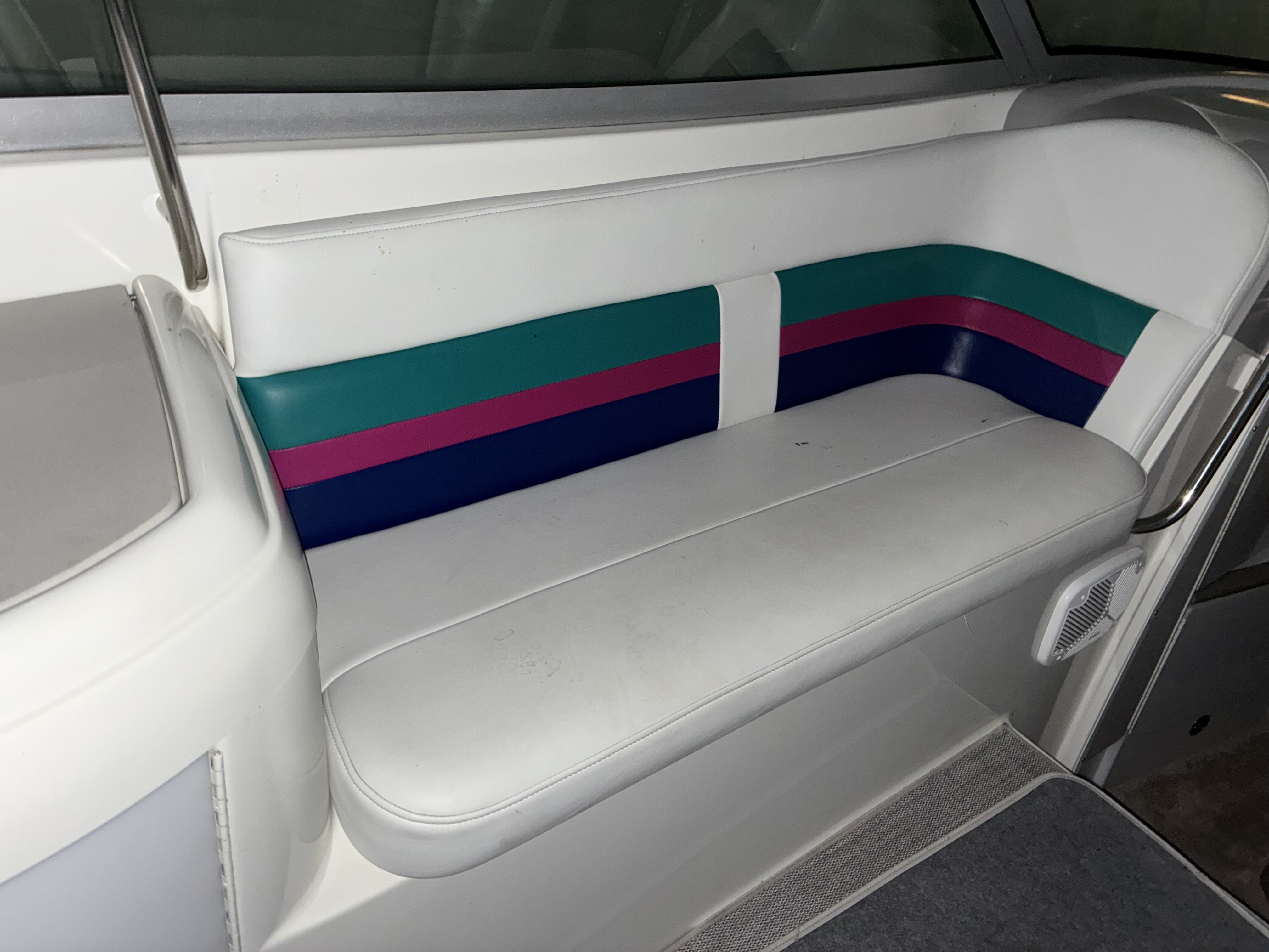 Boat image 5 - 1998 Formula 330 SS