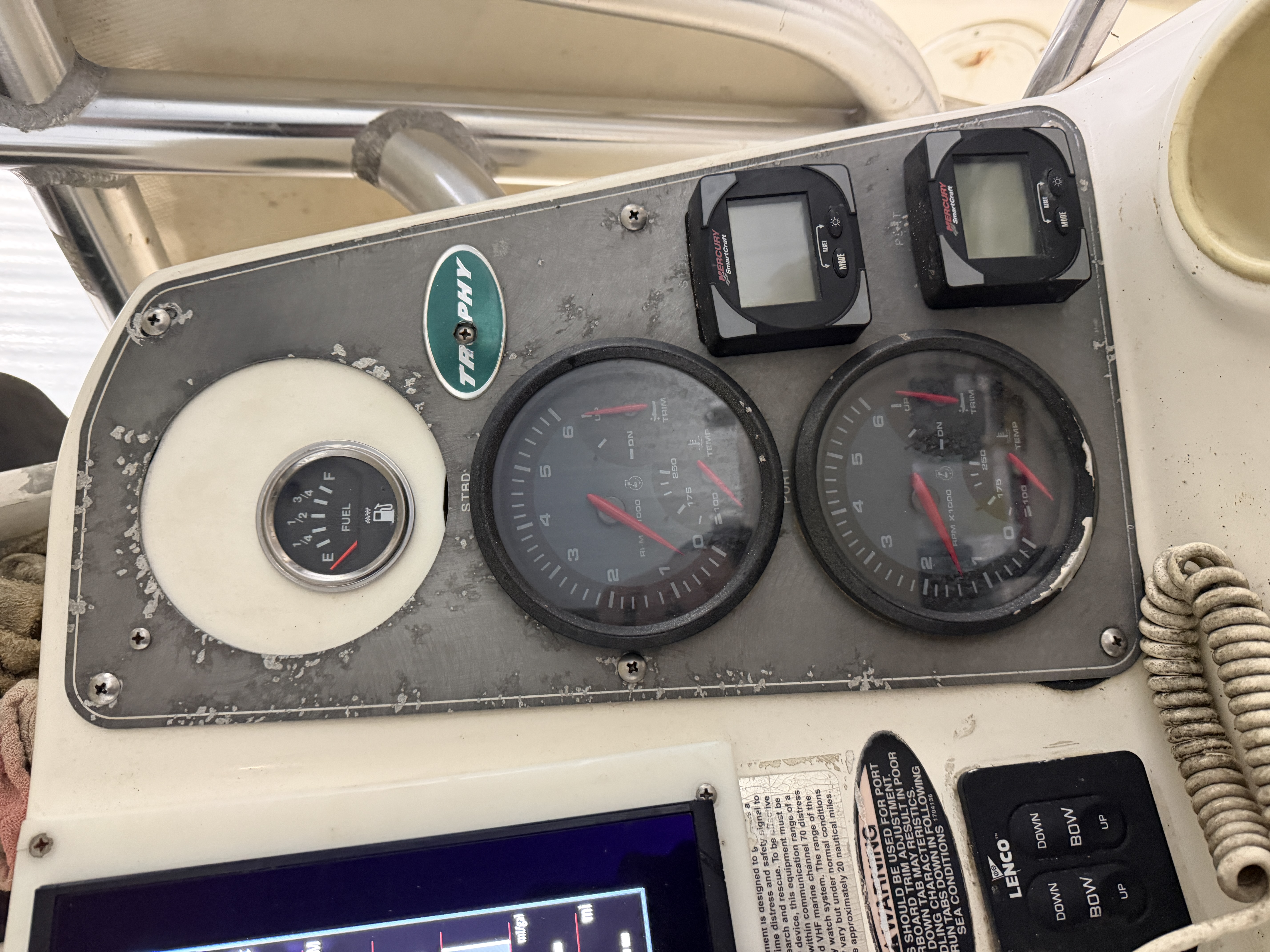 Boat image 4 - 2005 Trophy 2503 Center Console