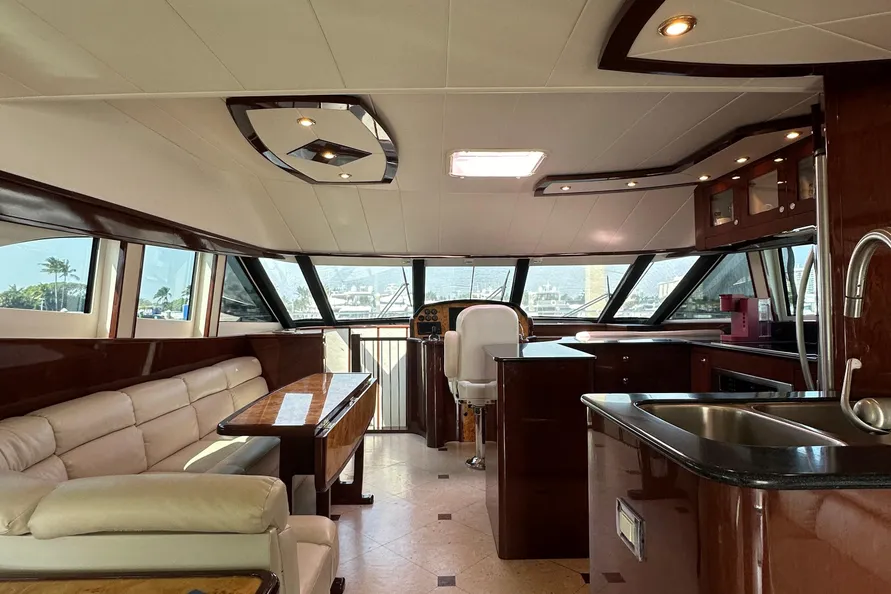 Boat image 20 - 2012 Neptunus 62 Flybridge