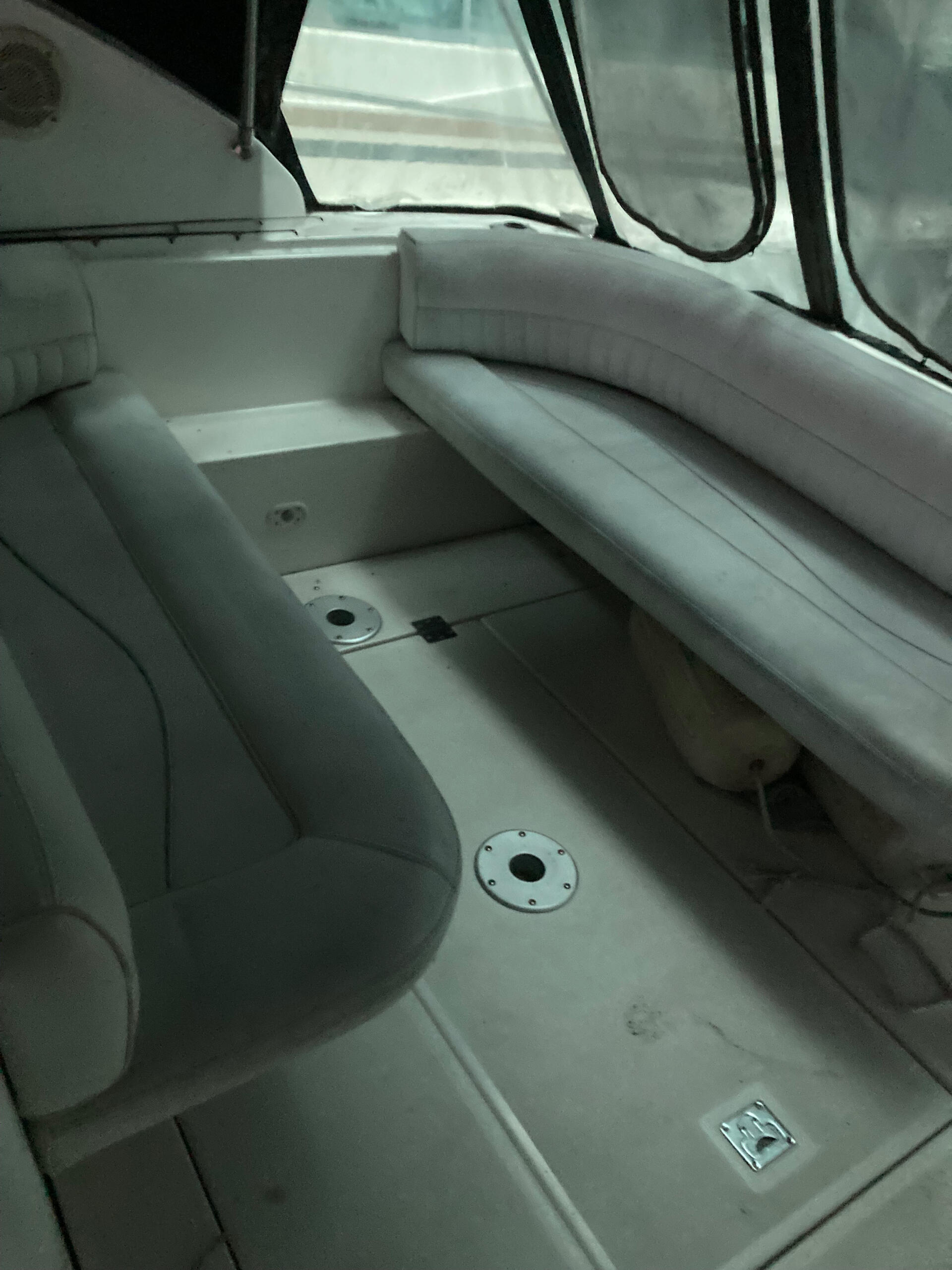 Boat image 2 - 1997 Cruisers 3075 Rogue