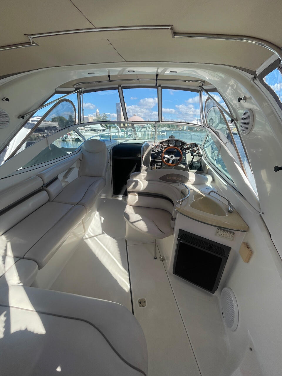 Boat image 3 - 2003 Doral 280 with Twin 5.7L Motors
