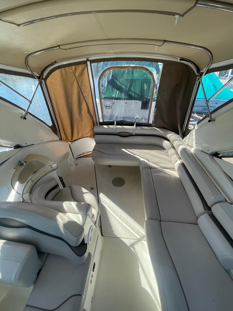 Boat image 5 - 2003 Doral 280 with Twin 5.7L Motors