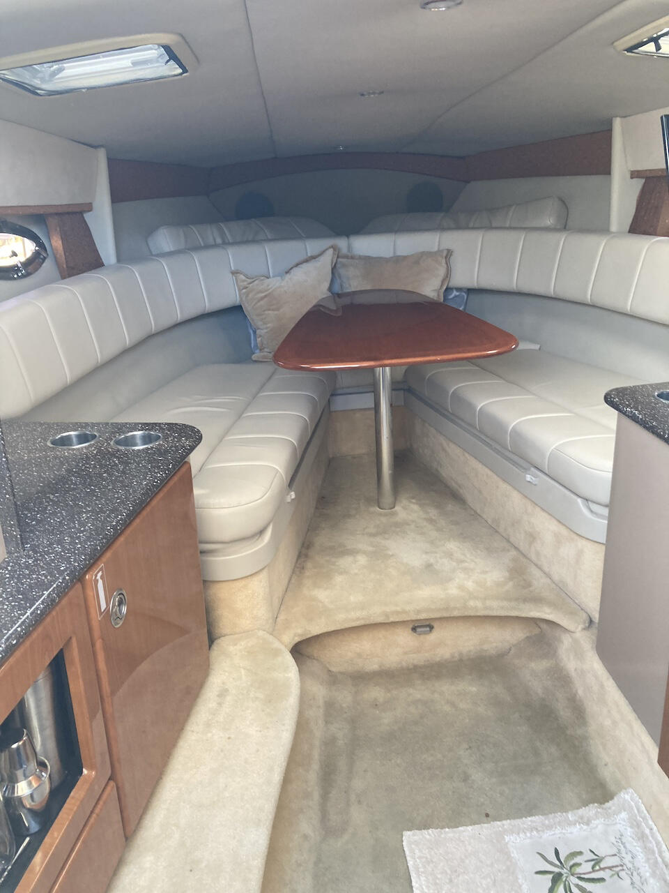Boat image 5 - 2004 Formula 330 SS