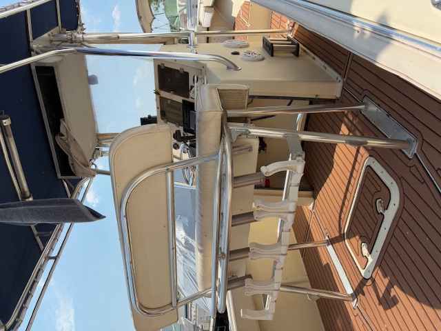 Boat image 6 - 1998 Sea-Pro 235 Center Console