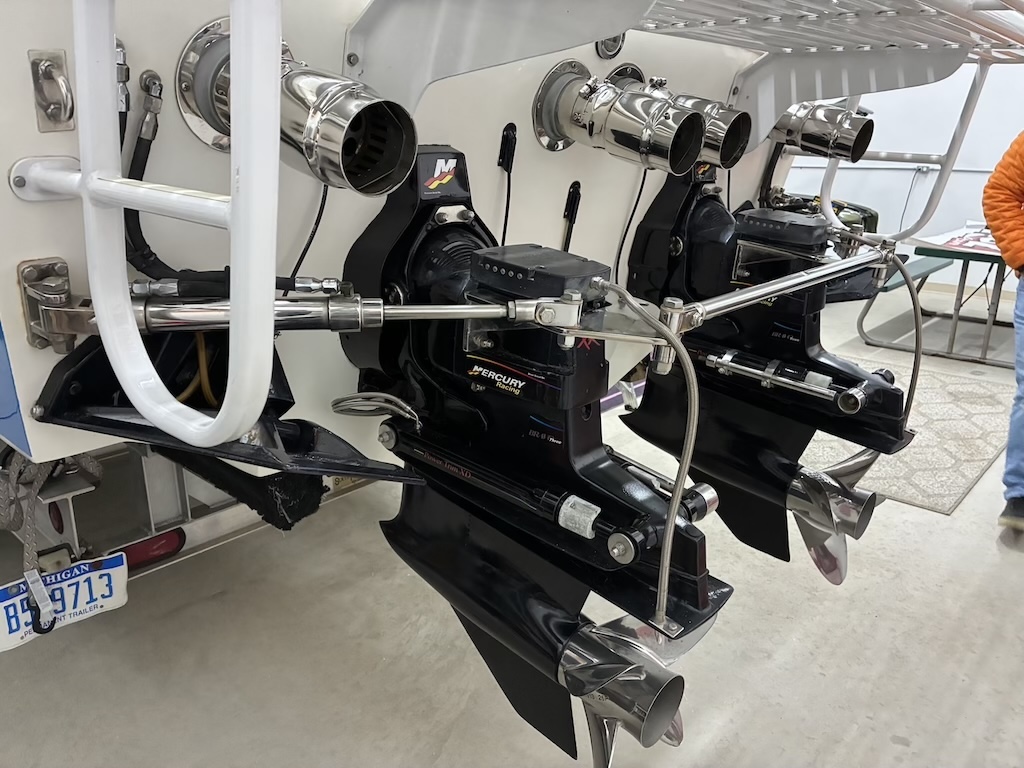 Boat image 4 - 1994 Cigarette 350 Cafe Racer