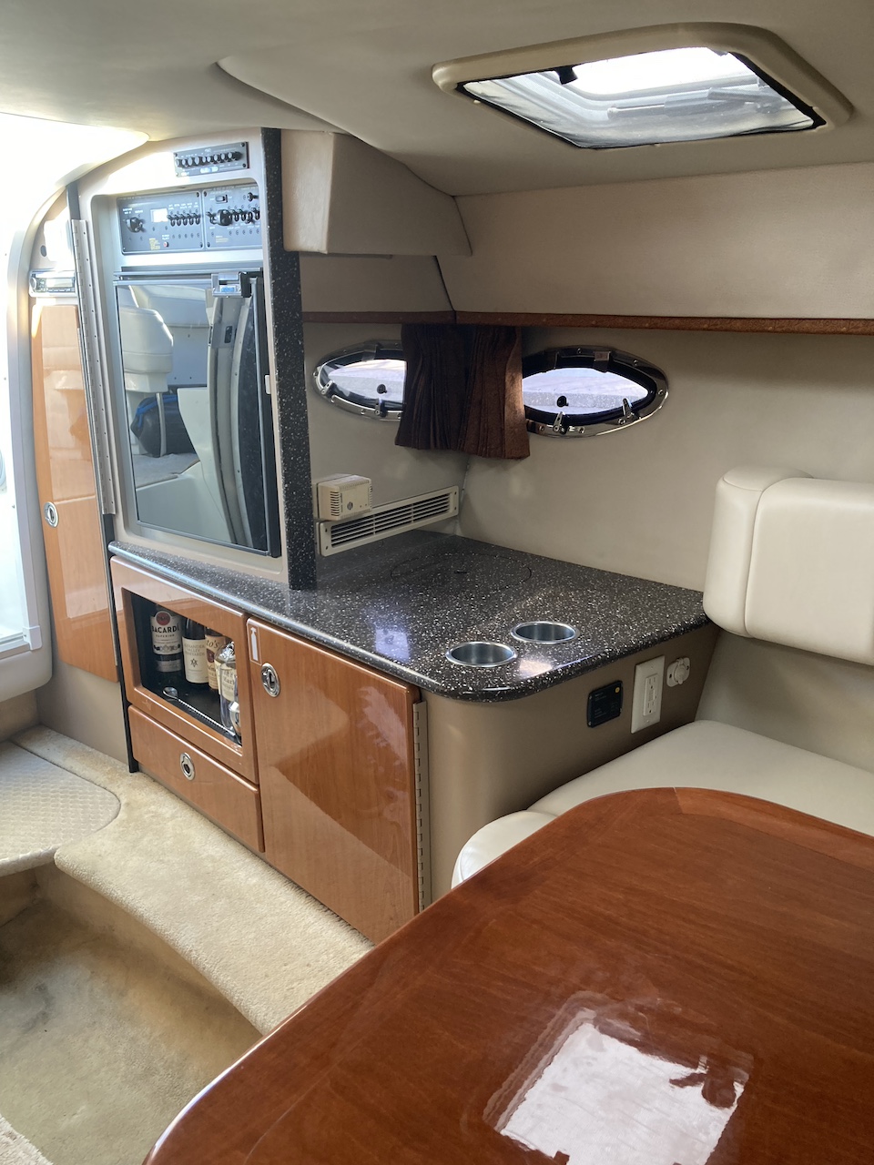 Boat image 6 - 2004 Formula 330 SS