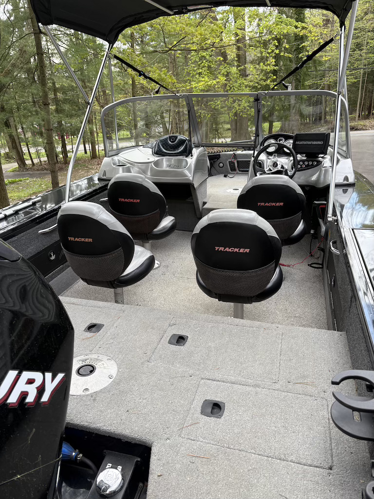 Boat image 5 - 2012 Tracker Targa