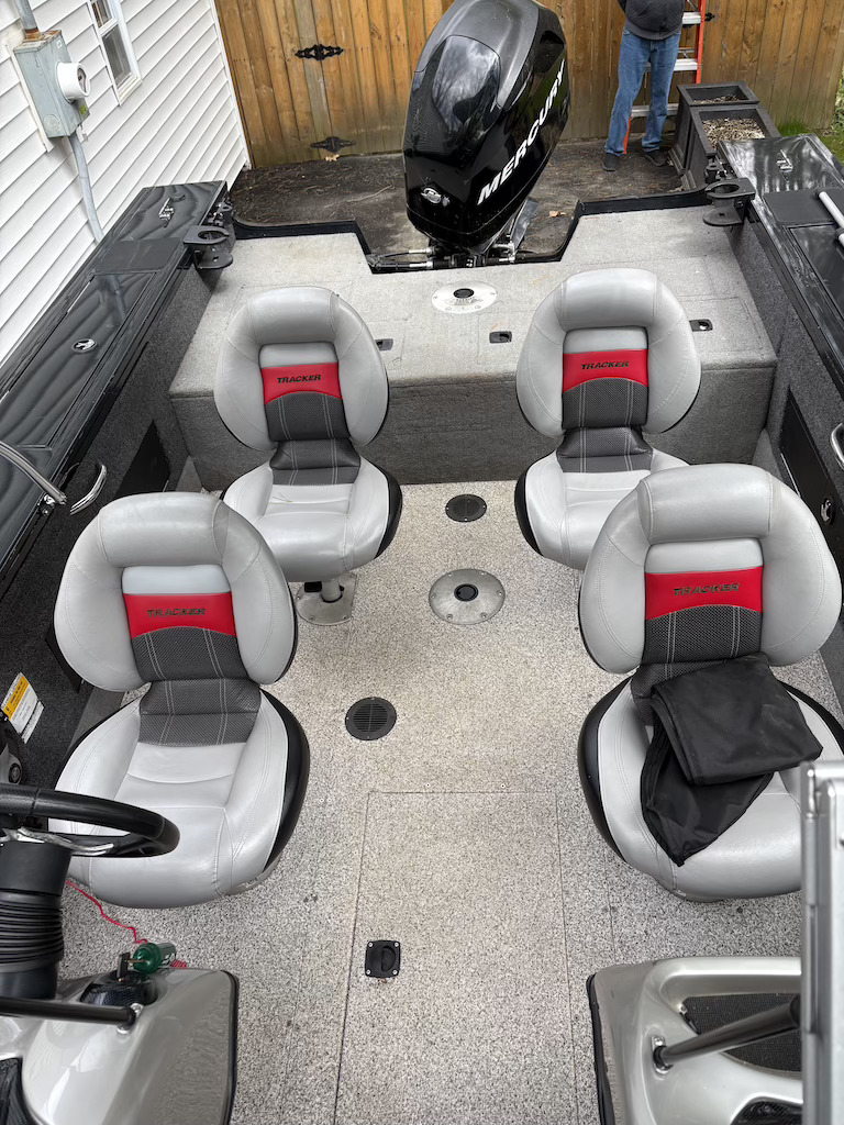 Boat image 1 - 2012 Tracker Targa