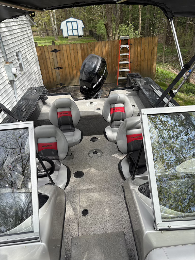 Boat image 2 - 2012 Tracker Targa