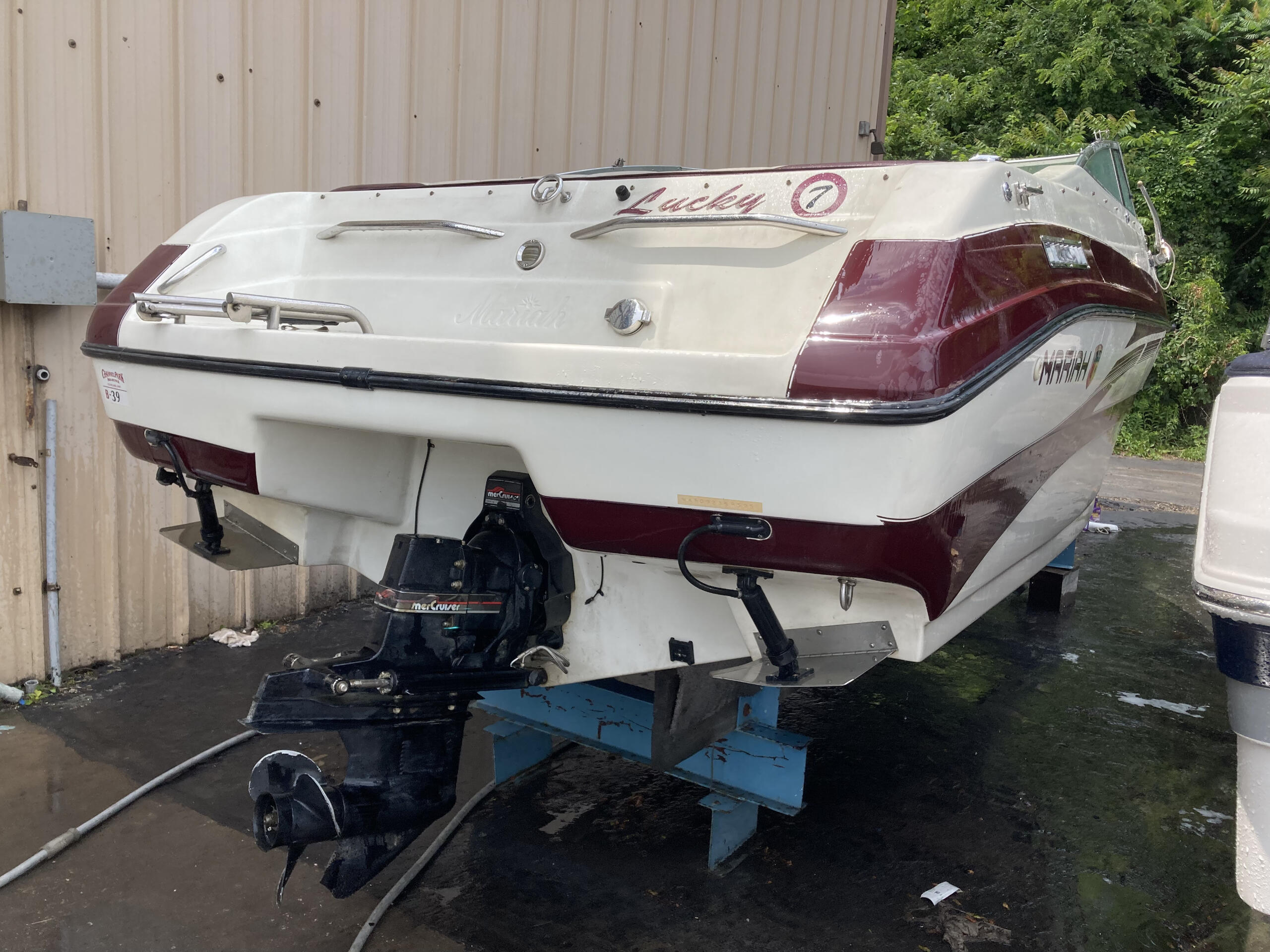 Boat image 1 - 1995 Mariah 21 Davant