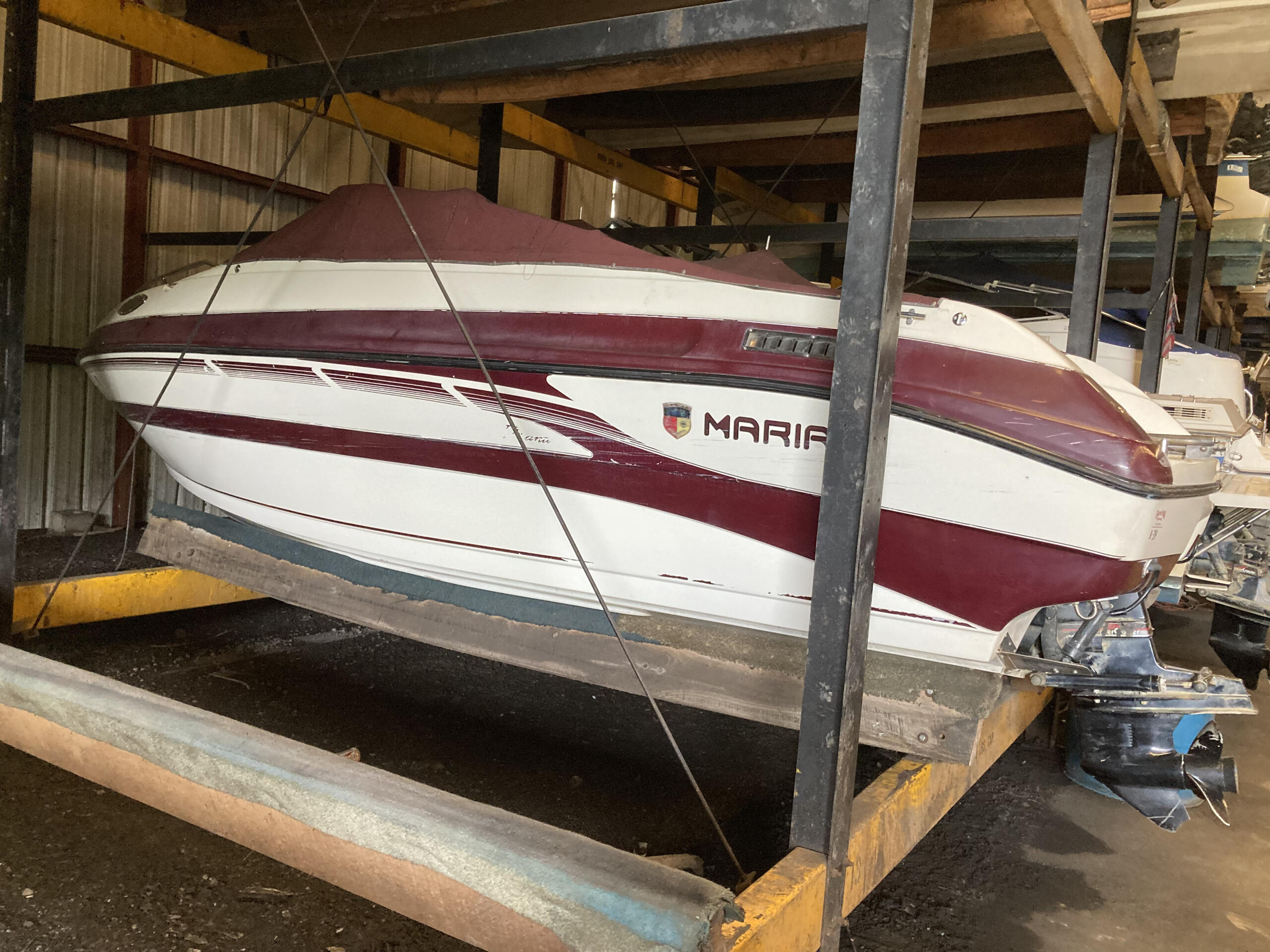 Boat image 2 - 1995 Mariah 21 Davant