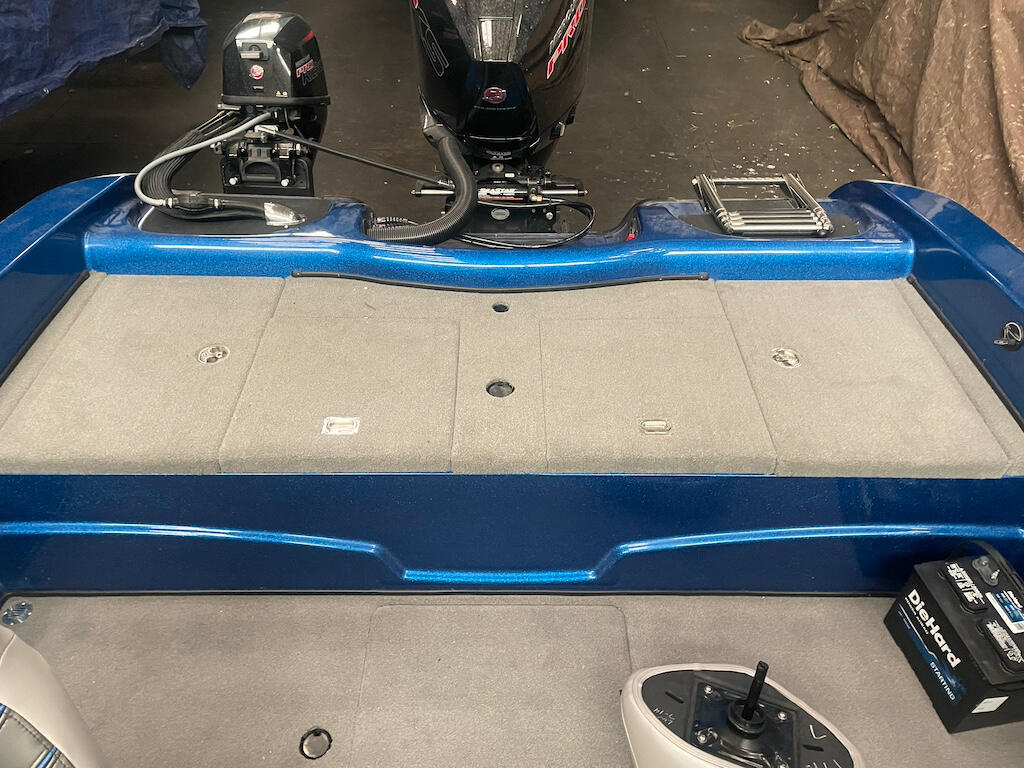 Boat image 3 - 2022 Tracker zv19