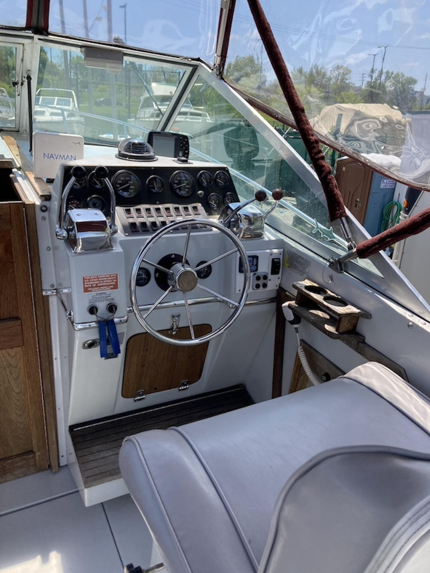 Boat image 4 - 1986 Wellcraft Coastal